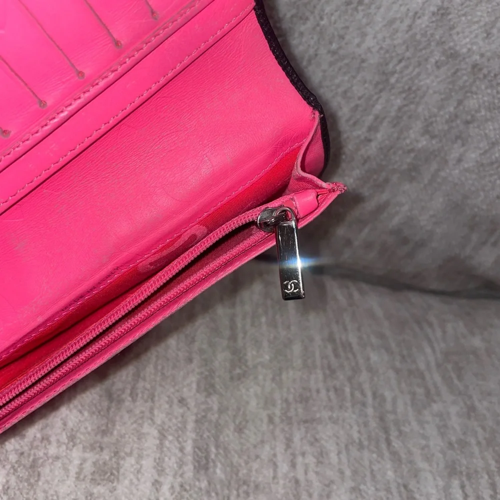 Chanel Cambon Pink Interior BiFold Wallet WITH COA - Picture 9 of 14
